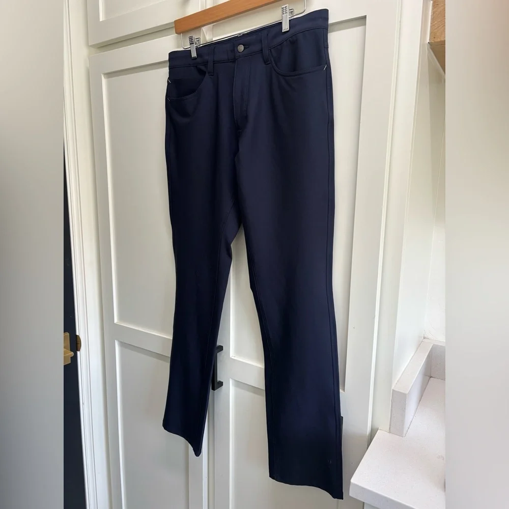 Footjoy Golf Pants Mens Size 33x32 Navy Blue Performance Athletic Fit Trousers